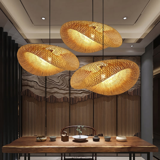 Suspension LED en bambou tressé