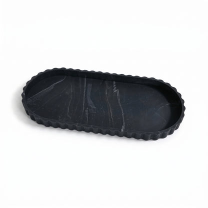 Plateau de rangement ovale en silicone à bord ondulé